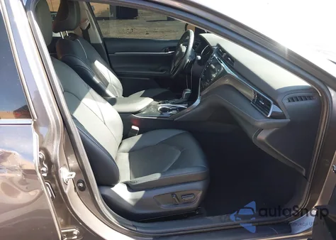 2020 Toyota Camry Xse Awd z USA, uszkodzony, nr VIN 4T1K61BK6LU014389